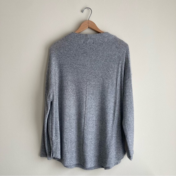 Old Navy grey mock neck sweater - Picture 2 of 5